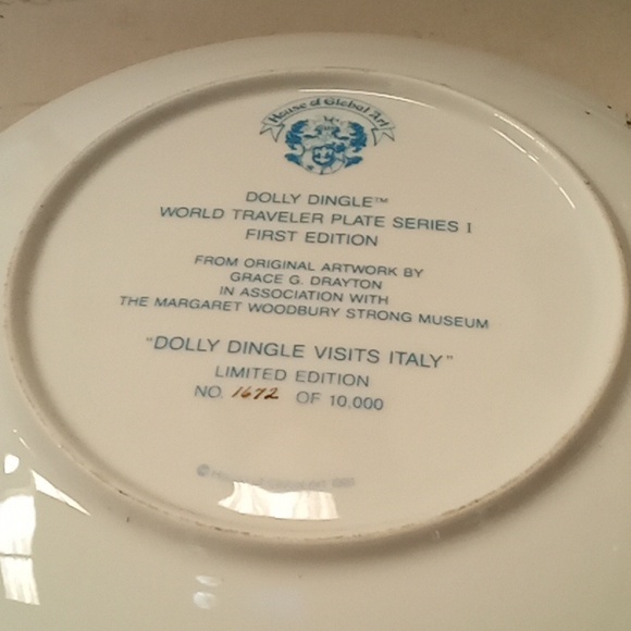 Dolly Dingle world travel fight series 1 first edition (SKU NH1) - Picture 2 of 2